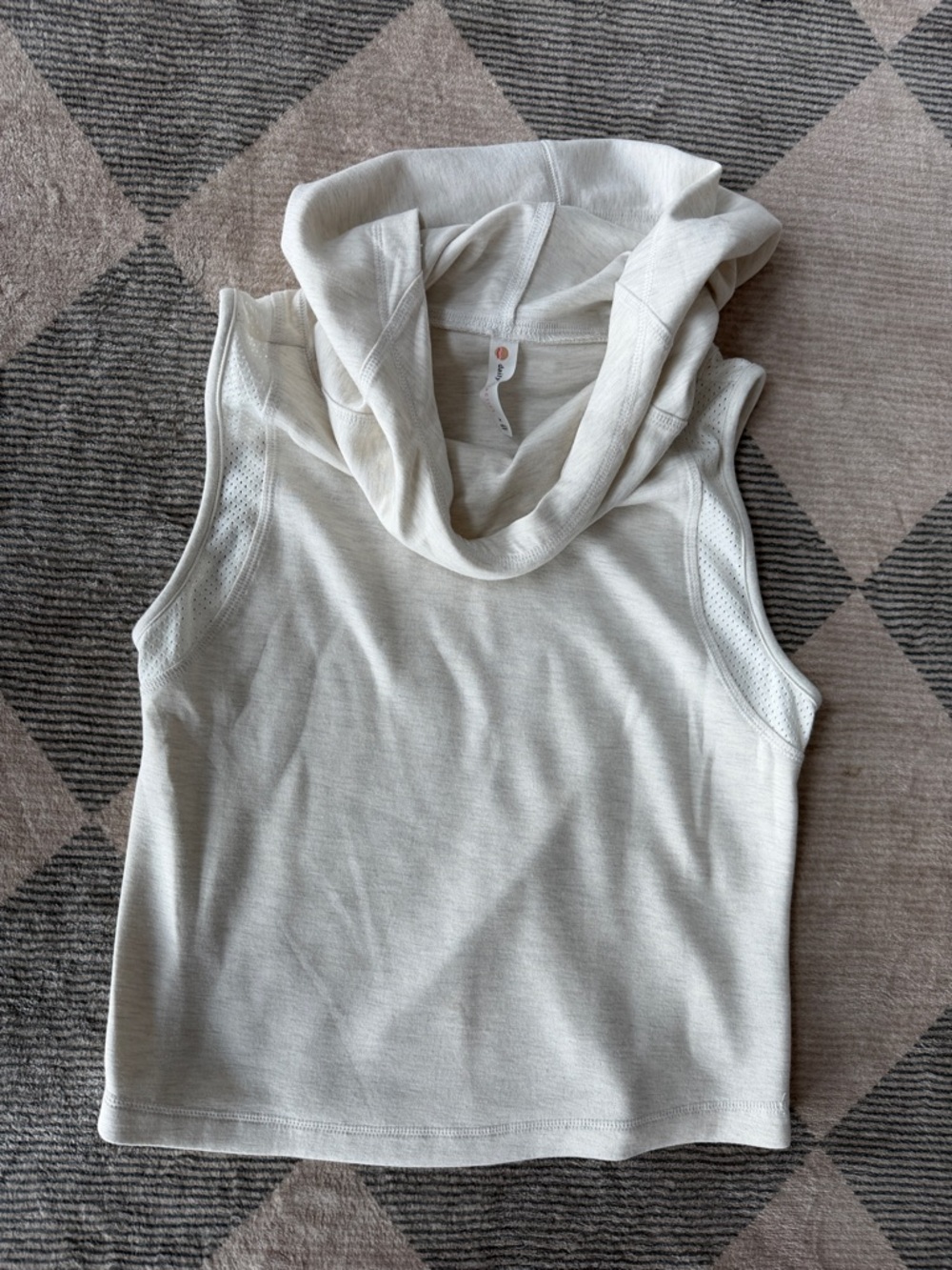 Daily Practice Sleeveless Hoodie size M